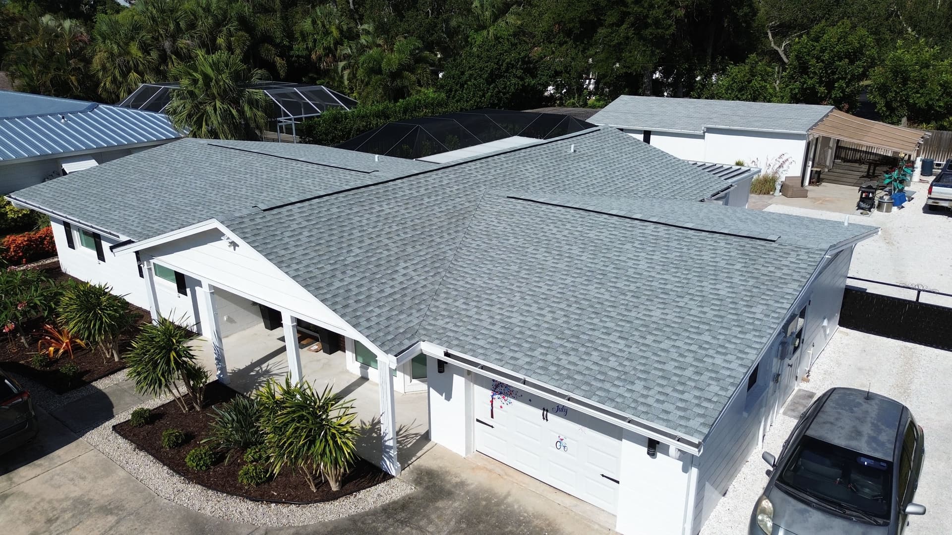 Gallery photos for Worn-Out Shingles Replaced With a Clean New Roof: Image #1